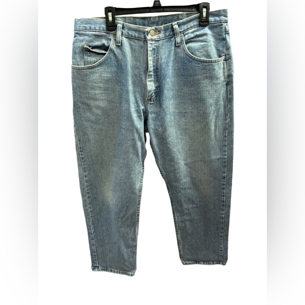 Wrangler Men’s Faded Relaxed Fit Blue Jeans Size 36 x‎ 30